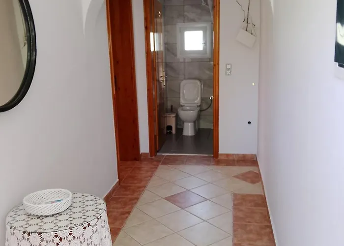 Spiros House * Vrion